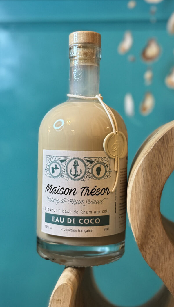 Crème de Rhum Vieux “Eau de Coco” MAISON TRÉSOR